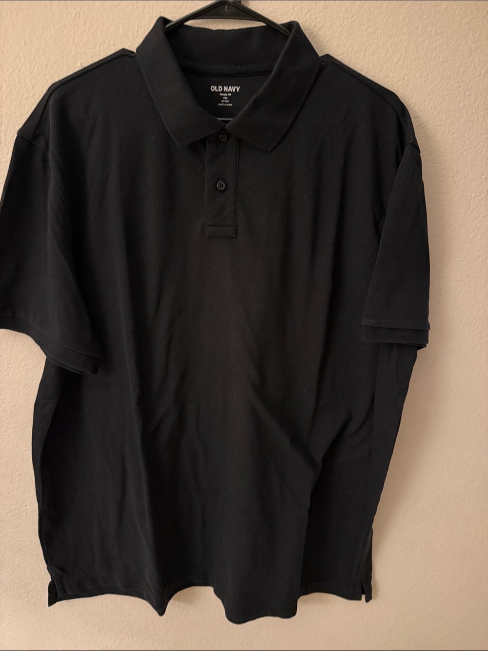 Old Navy Men's Black Polo Shirt with Classic Collar